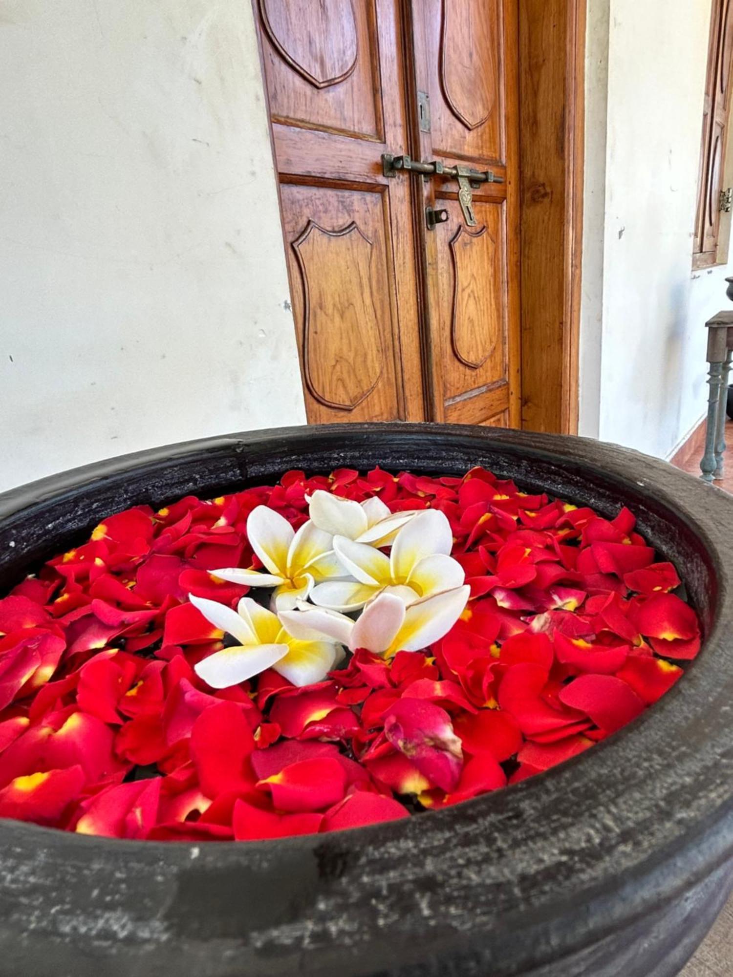 Santa Maria, Trivandrum - An Airport Boutique By The Sea Bed & Breakfast Thiruvananthapuram Eksteriør bilde